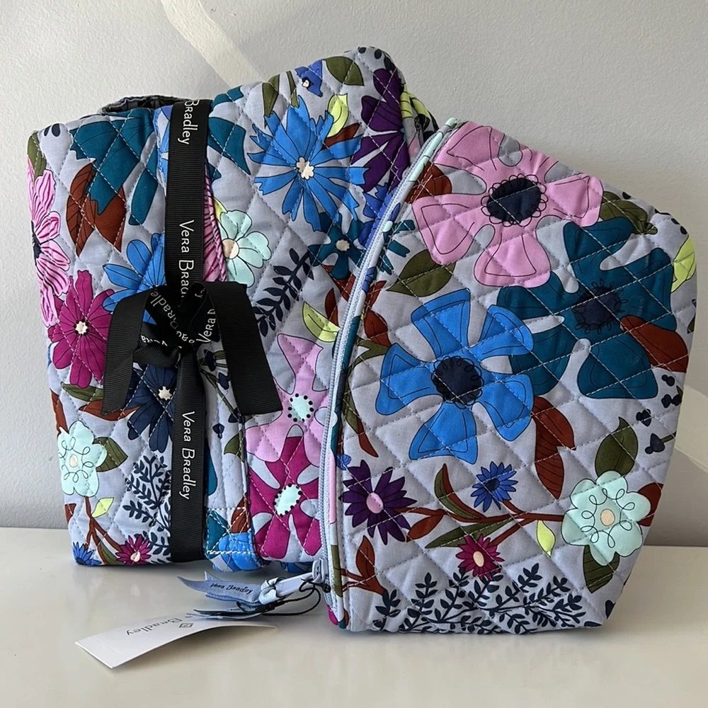 Vera Bradley Travel Duffel Bag and cosmetic set Bundle Bengal Lily - Picture 6 of 8